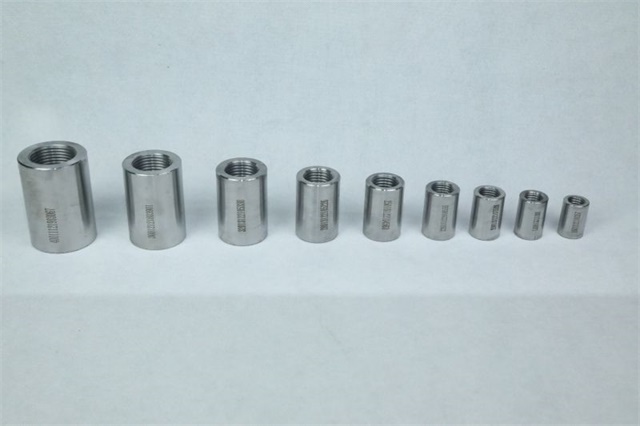 迪庆直螺纹钢筋套筒报价